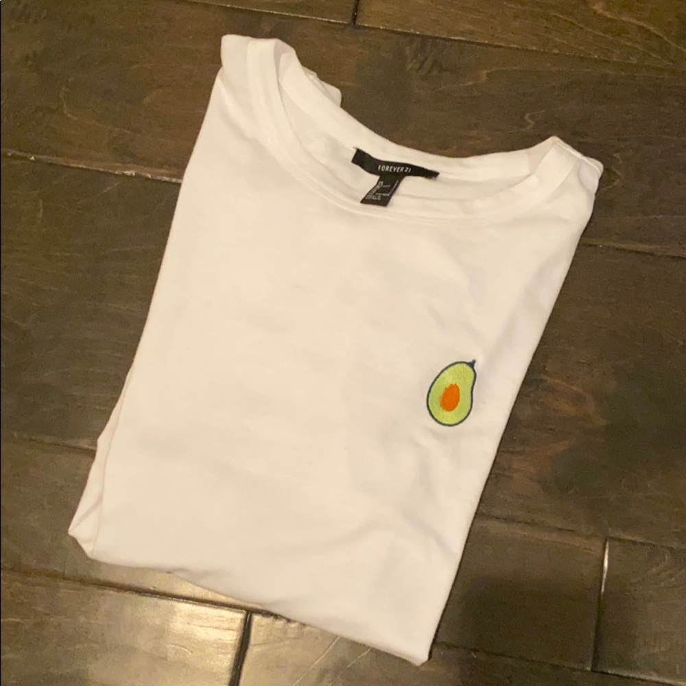 NWOT Forever 21 embroidered avocado tee ๐ฅ ๐ - Picture 7 of 9